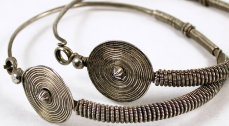 दरोटू: पारंपरिक श्रंगार और आभूषण की अनमोल कहानी