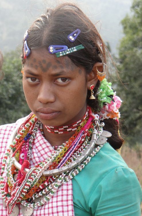 मोटी माला Moti Mala tribal bead necklace made by Baiga artisans in Madhya Pradesh