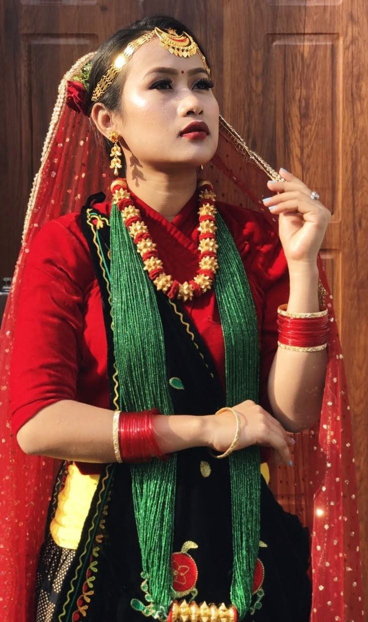 Naugeri “9 Captivating Reasons Why the Naugeri Necklace Is a Timeless Jewel of Sikkim’s Nepali Heritage”