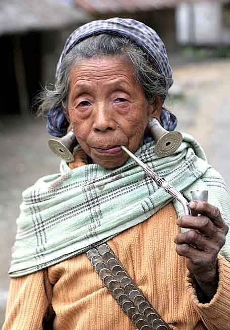 Idu “10 Fascinating Facts About the Idu Mishmi Silver Pipe – A Powerful Symbol of Tribal Identity”